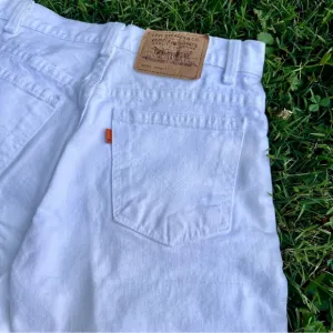 1970’s white Levi orange tab high waisted jean shorts