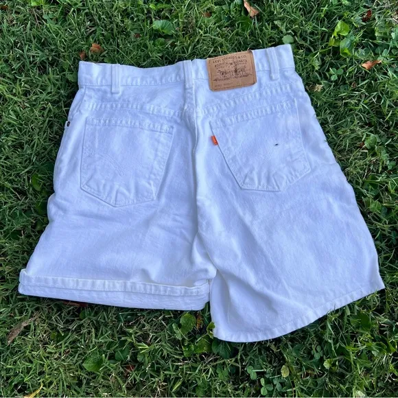 1970’s white Levi orange tab high waisted jean shorts