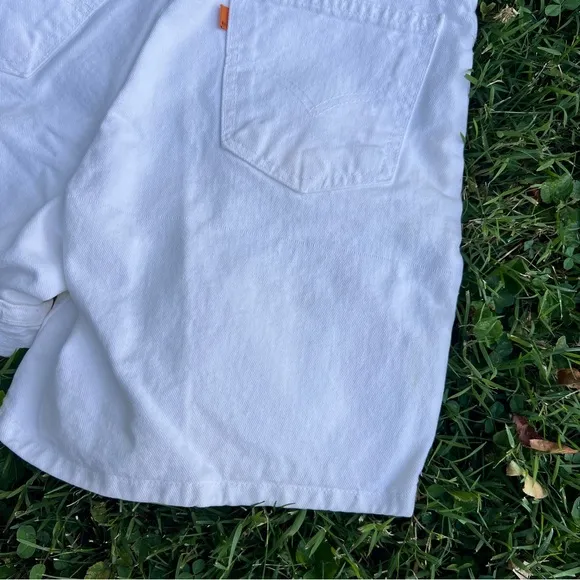 1970’s white Levi orange tab high waisted jean shorts