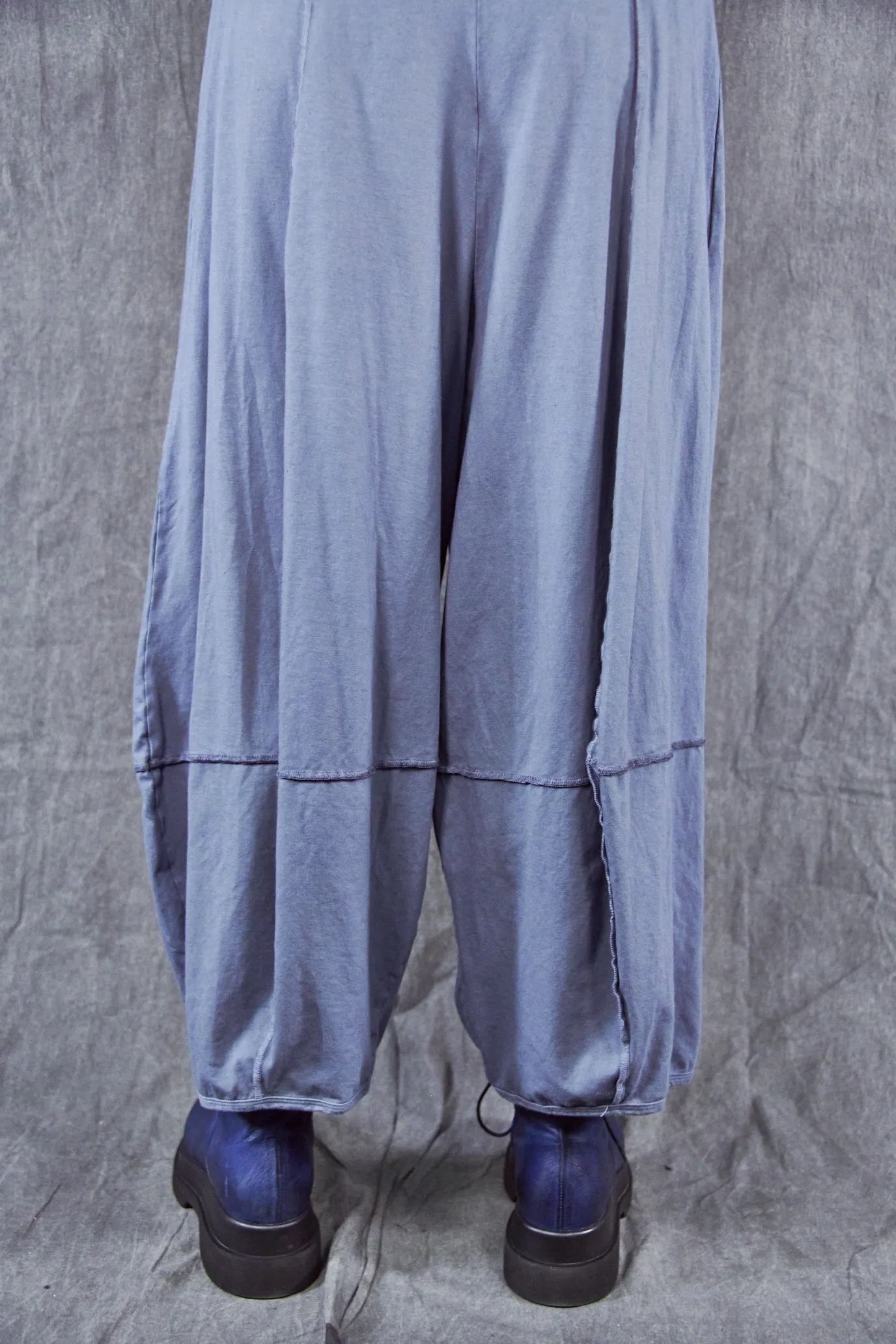 3273 Fold over Four square Pant Rain-U