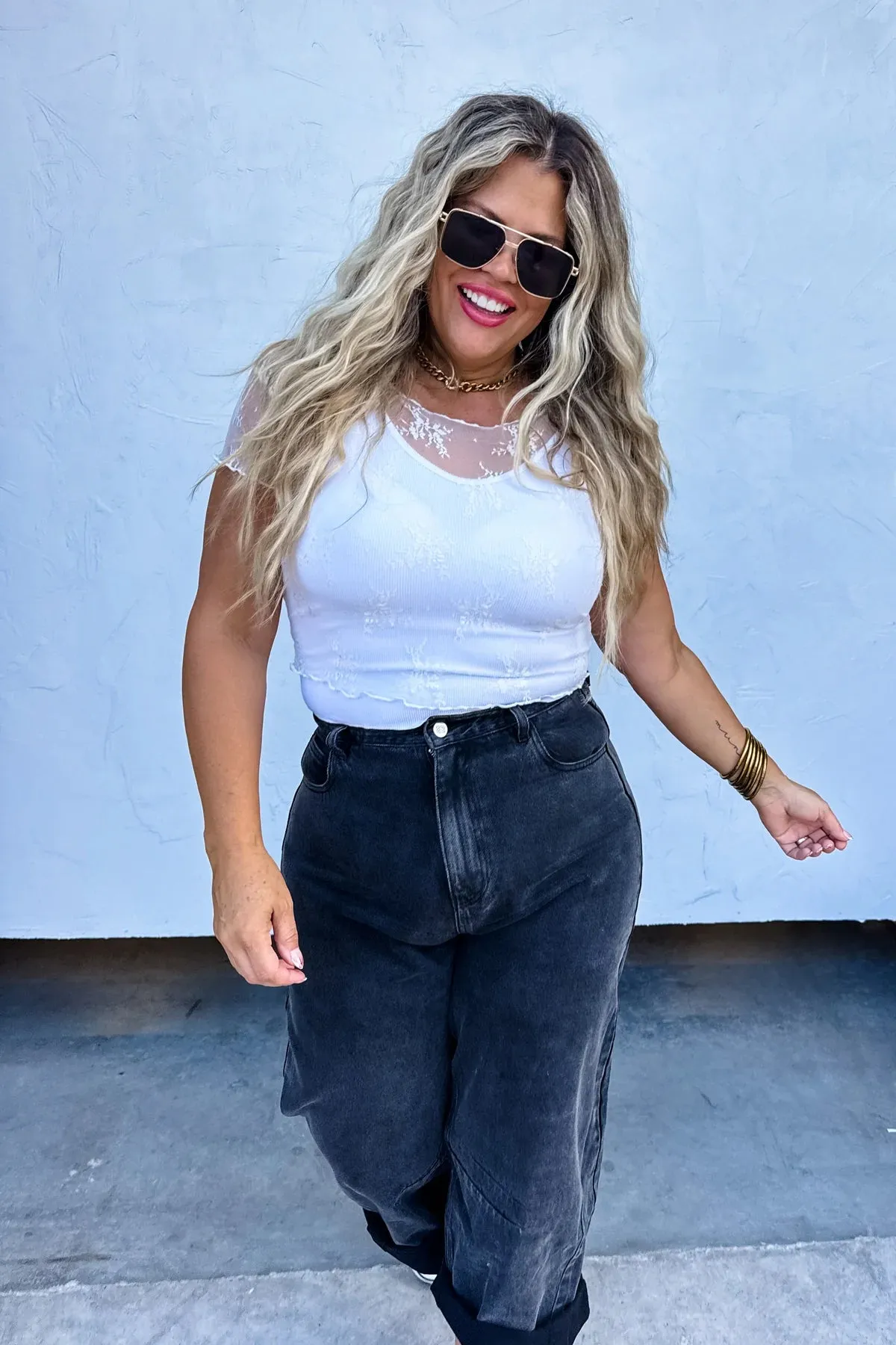 BLACK BARREL JEANS