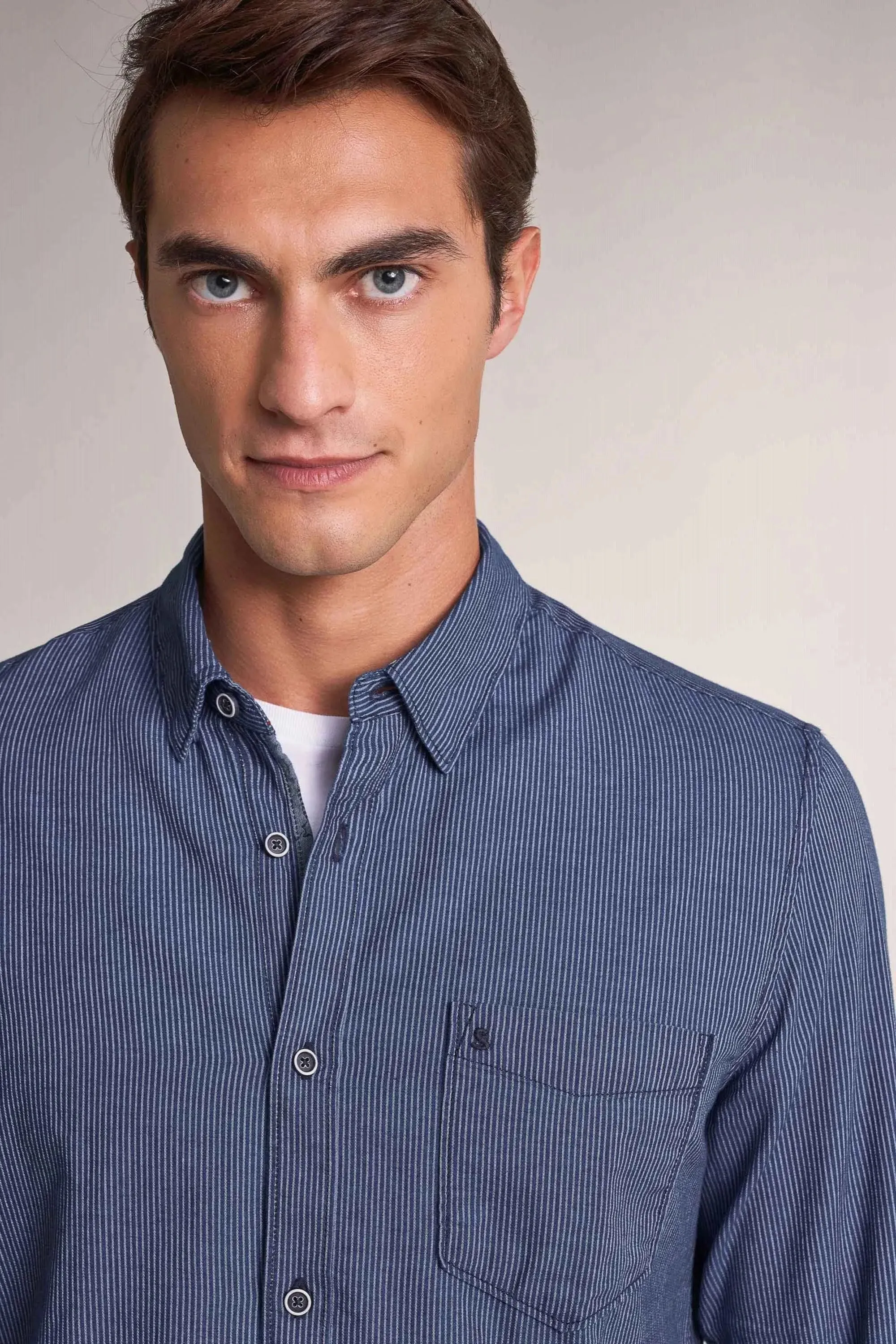 CAMISA FIT SLIM CON TEXTURA