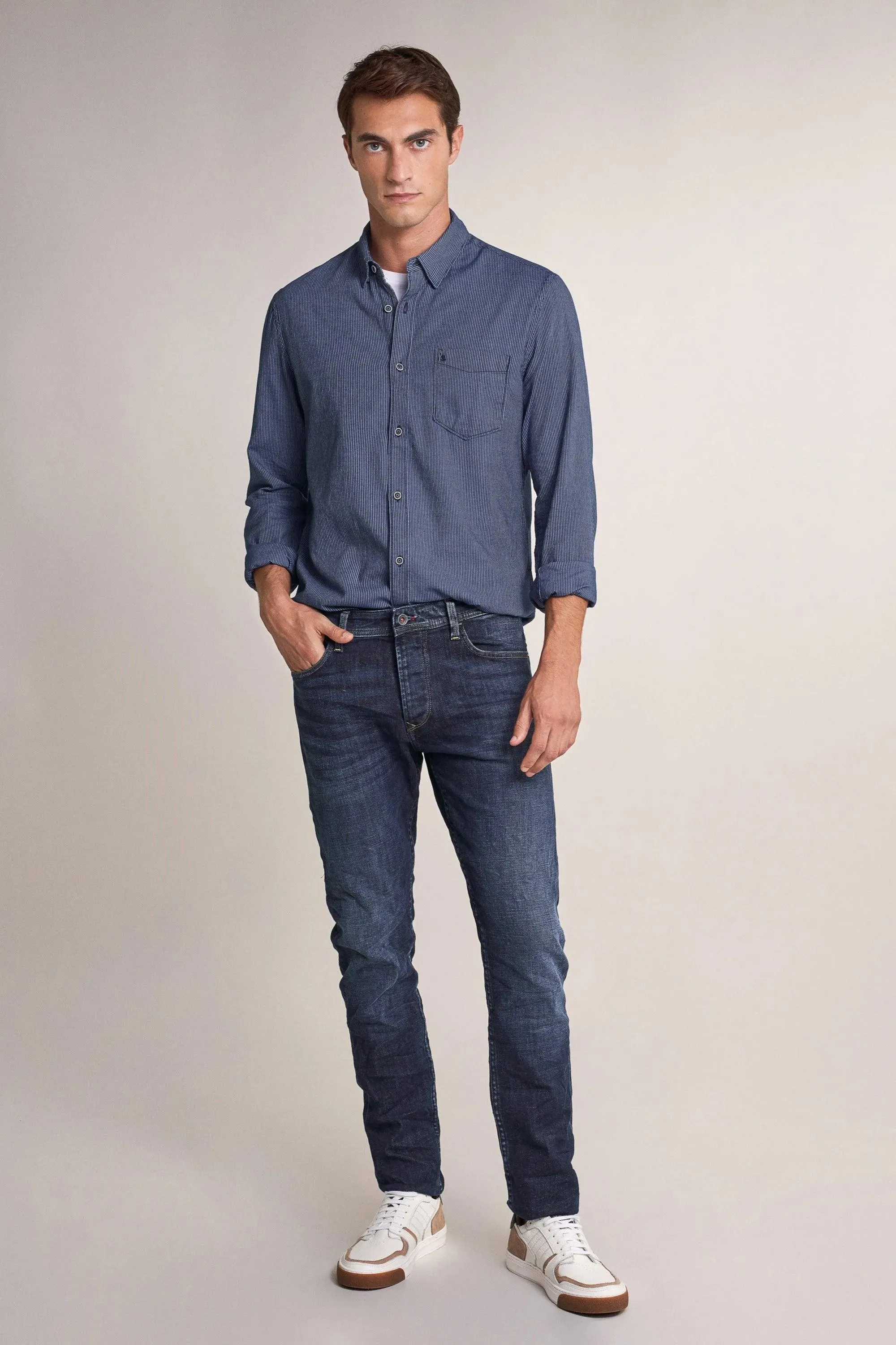 CAMISA FIT SLIM CON TEXTURA