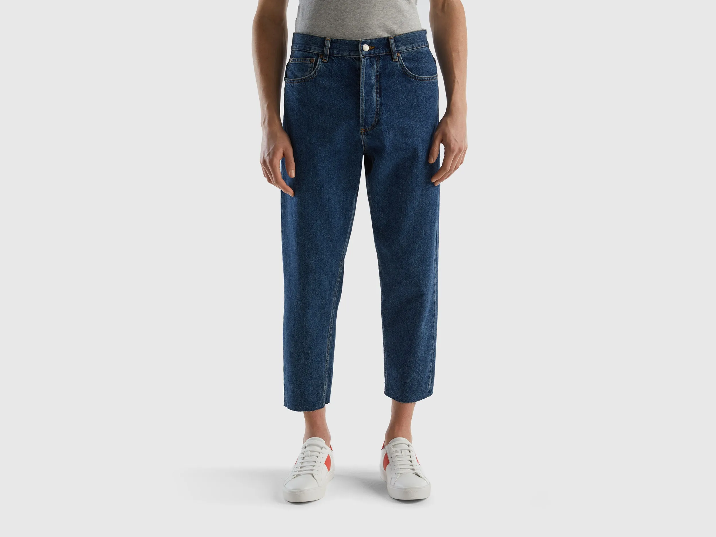 CROPPED LOOSE FIT JEANS