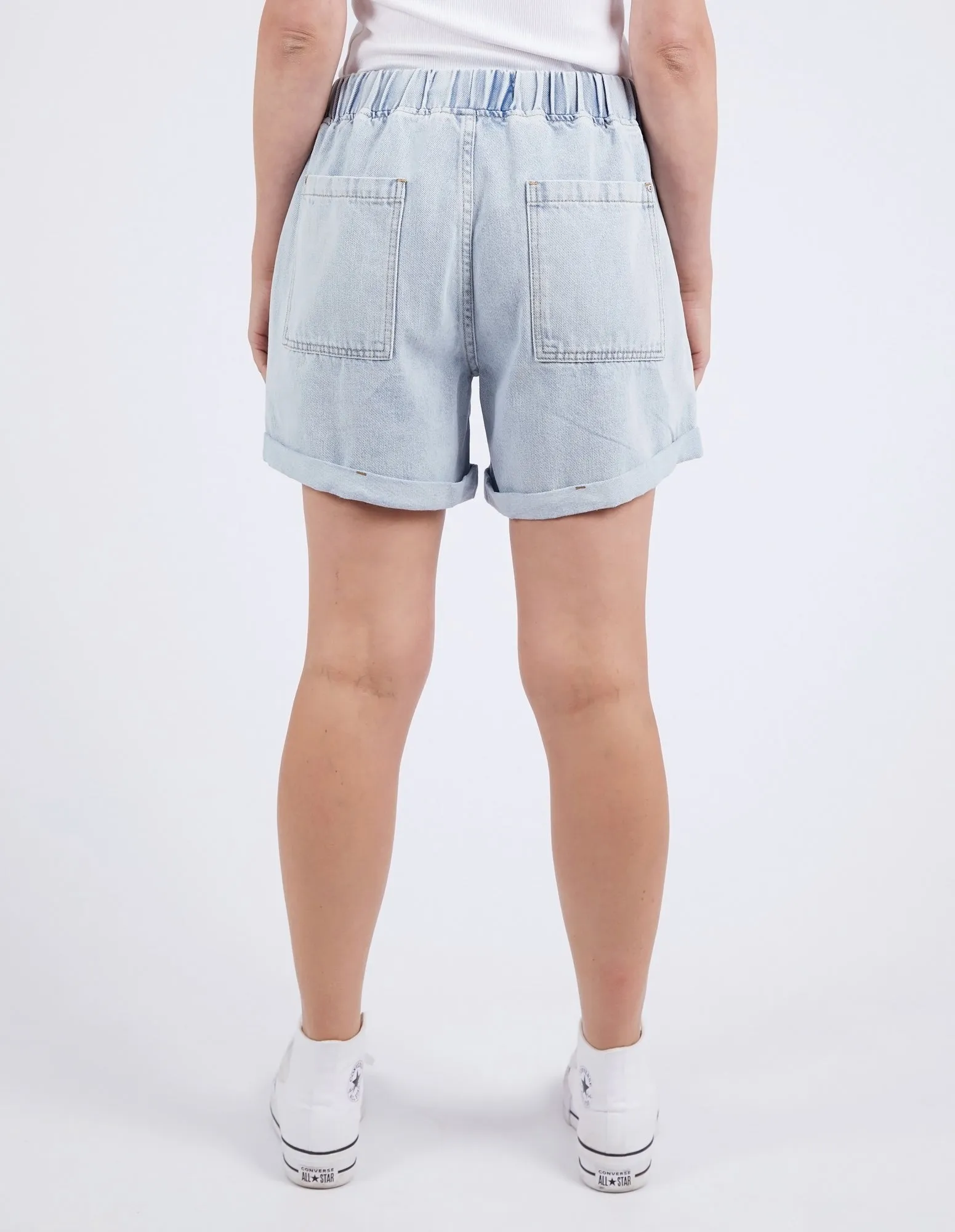 Emma relaxed short (81D1240)