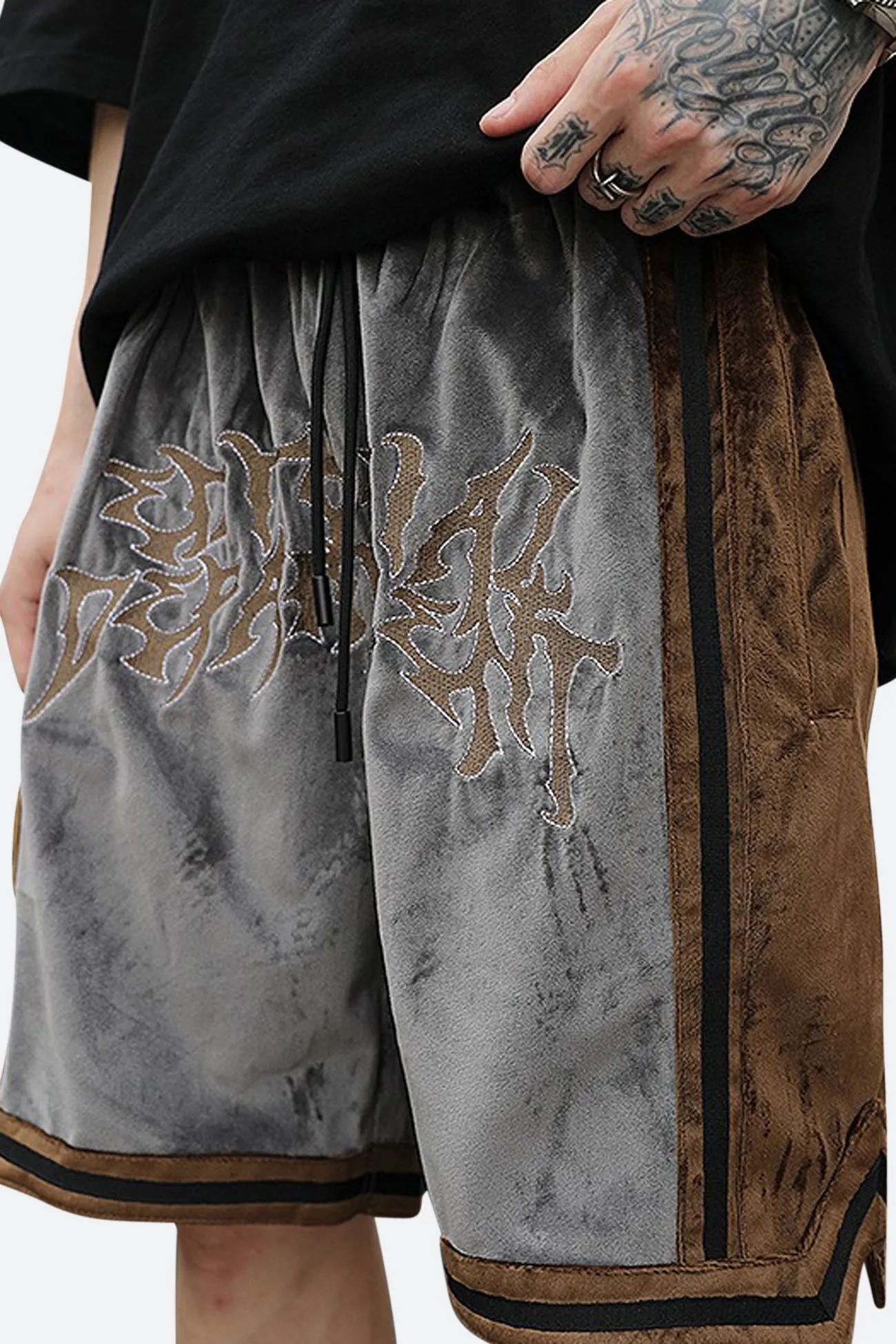 GRAPHIC SHORTS