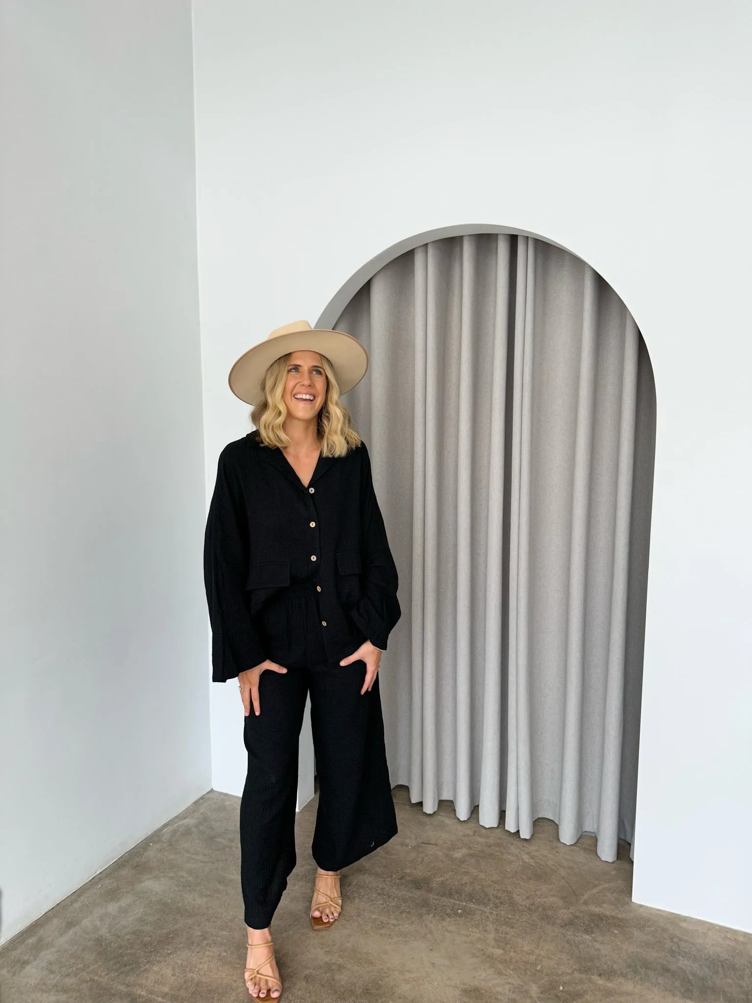 Greta Top- Black