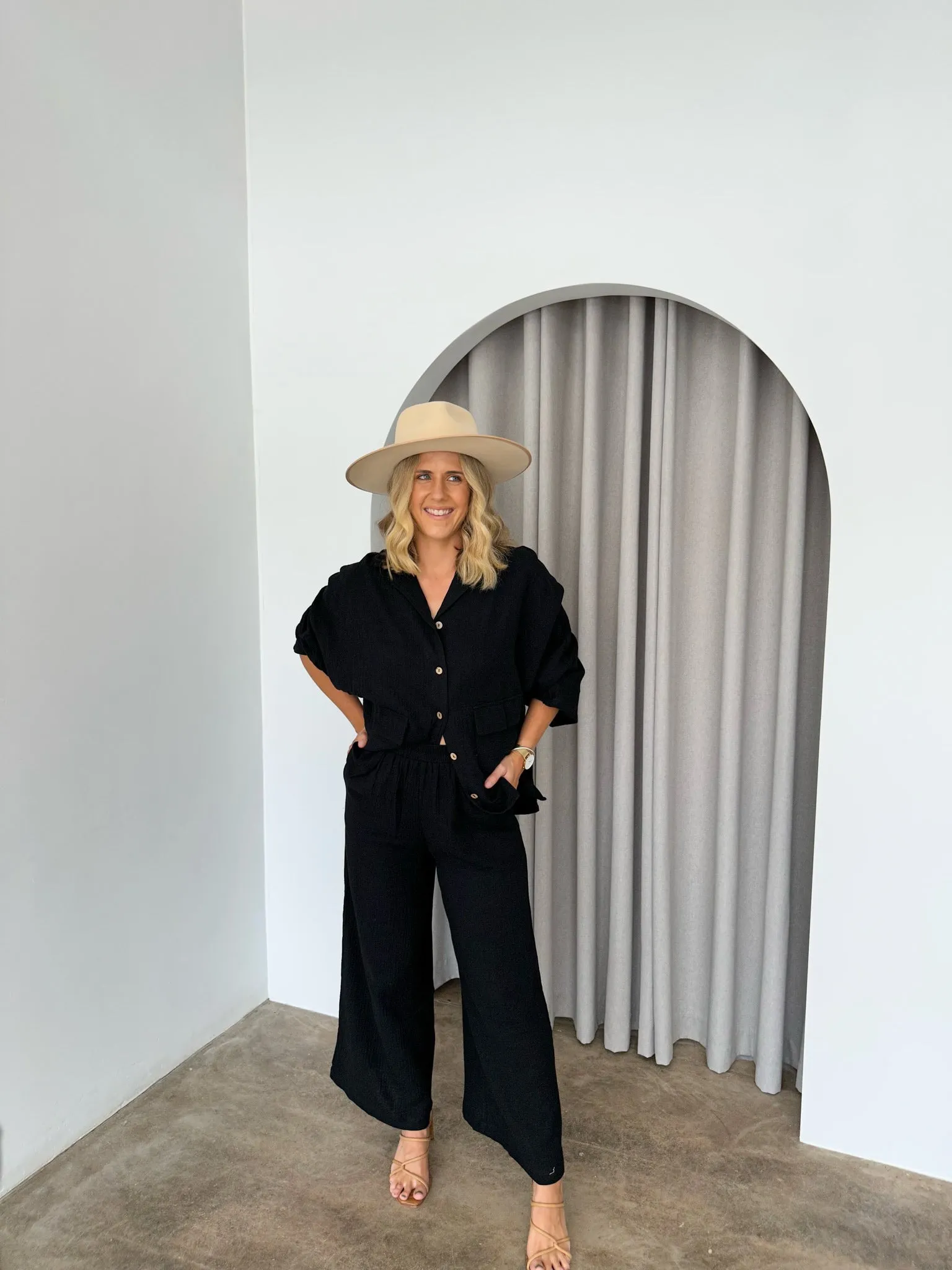 Greta Top- Black