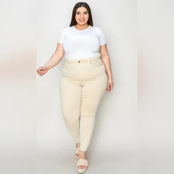 Judy Blue HR Tummy Control Garment Dyed Skinny Fit Jeans Cream Regular Plus NEW