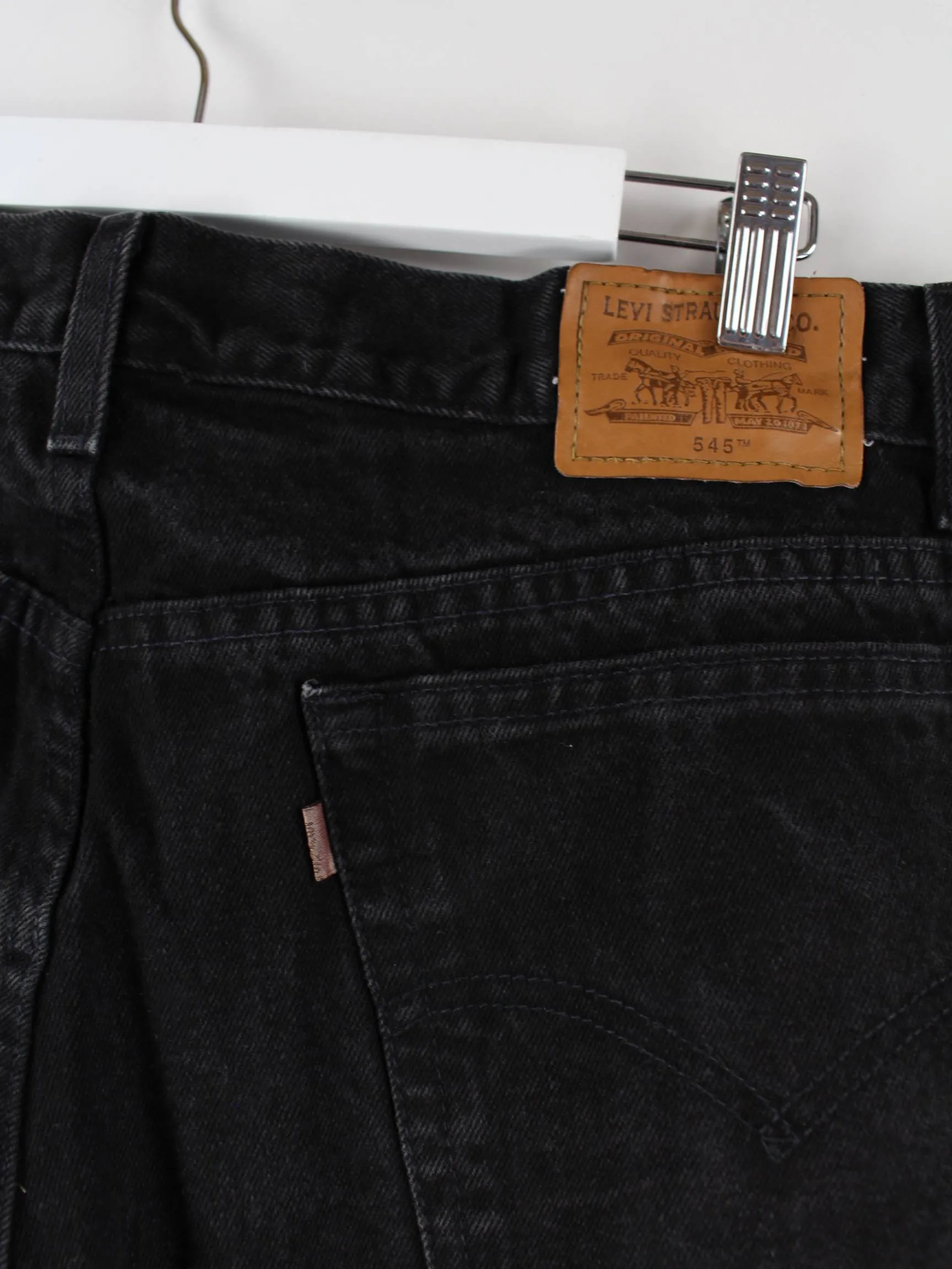 Levi's 1995 Vintage 545 Loose Fit Brown Tab Jeans Schwarz W42 L30