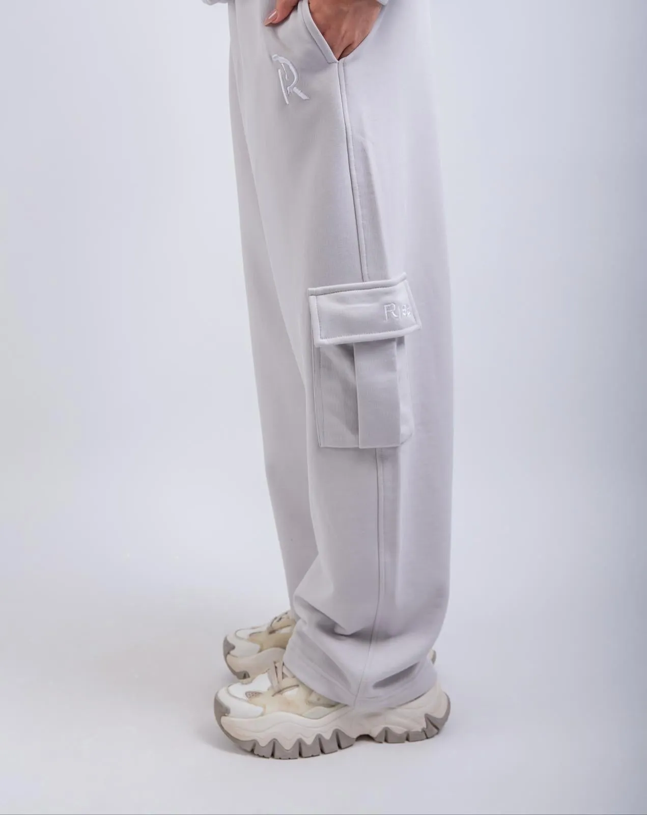 Limited Edition Droopy pants & Short Sleeve T-shirt Silver Set