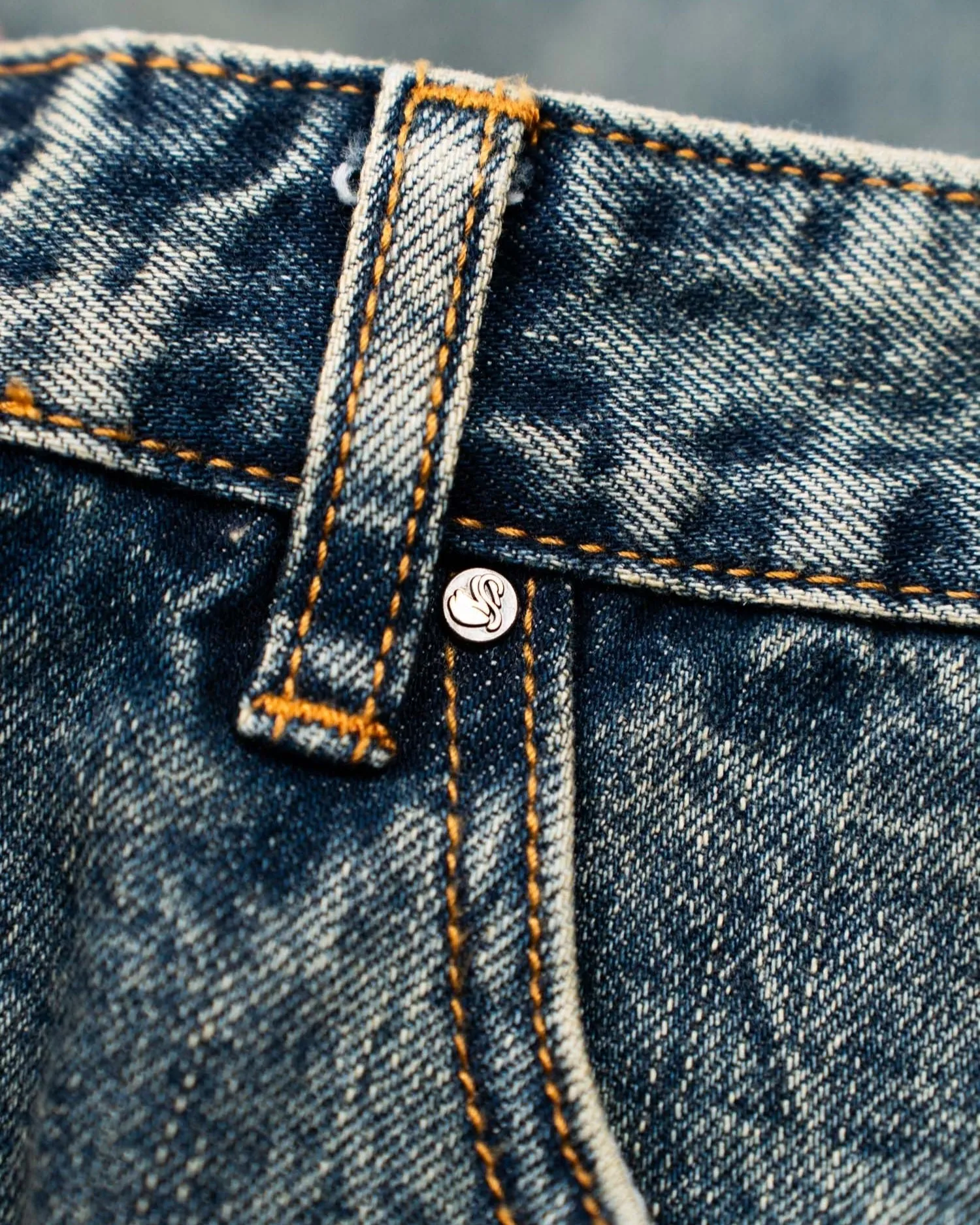Loose Fit Denim Jeans Mid Blue Vintage Wash