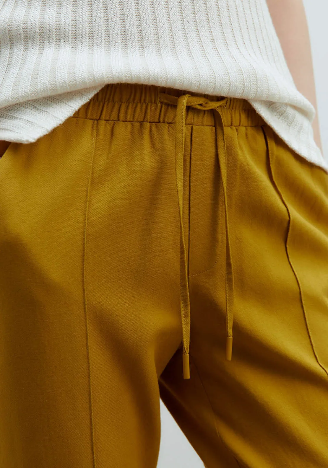 Loose-Fit Linen Trousers - Olive