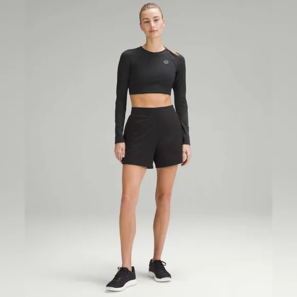 LULULEMON License to Train High-Rise Short 4&quot; in Black Size 6
