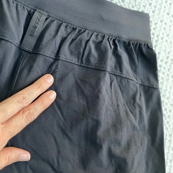 LULULEMON License to Train High-Rise Short 4&quot; in Black Size 6