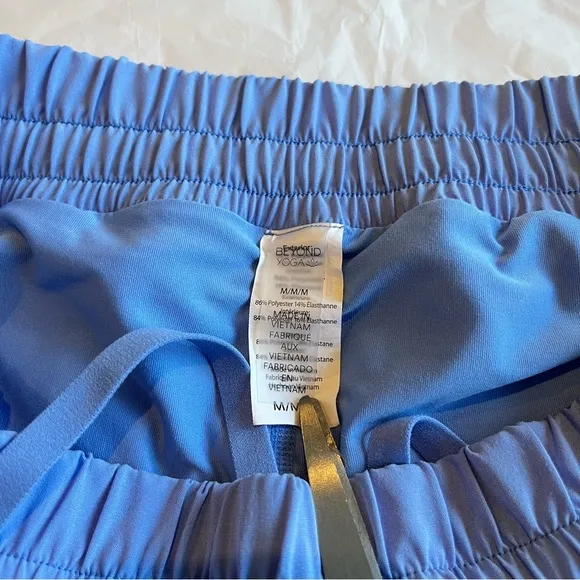 NWOT Beyond Yoga In Stride Lined Shorts