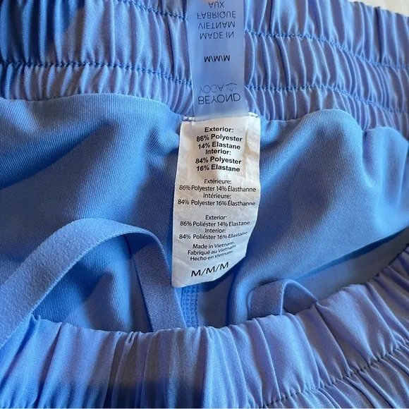 NWOT Beyond Yoga In Stride Lined Shorts