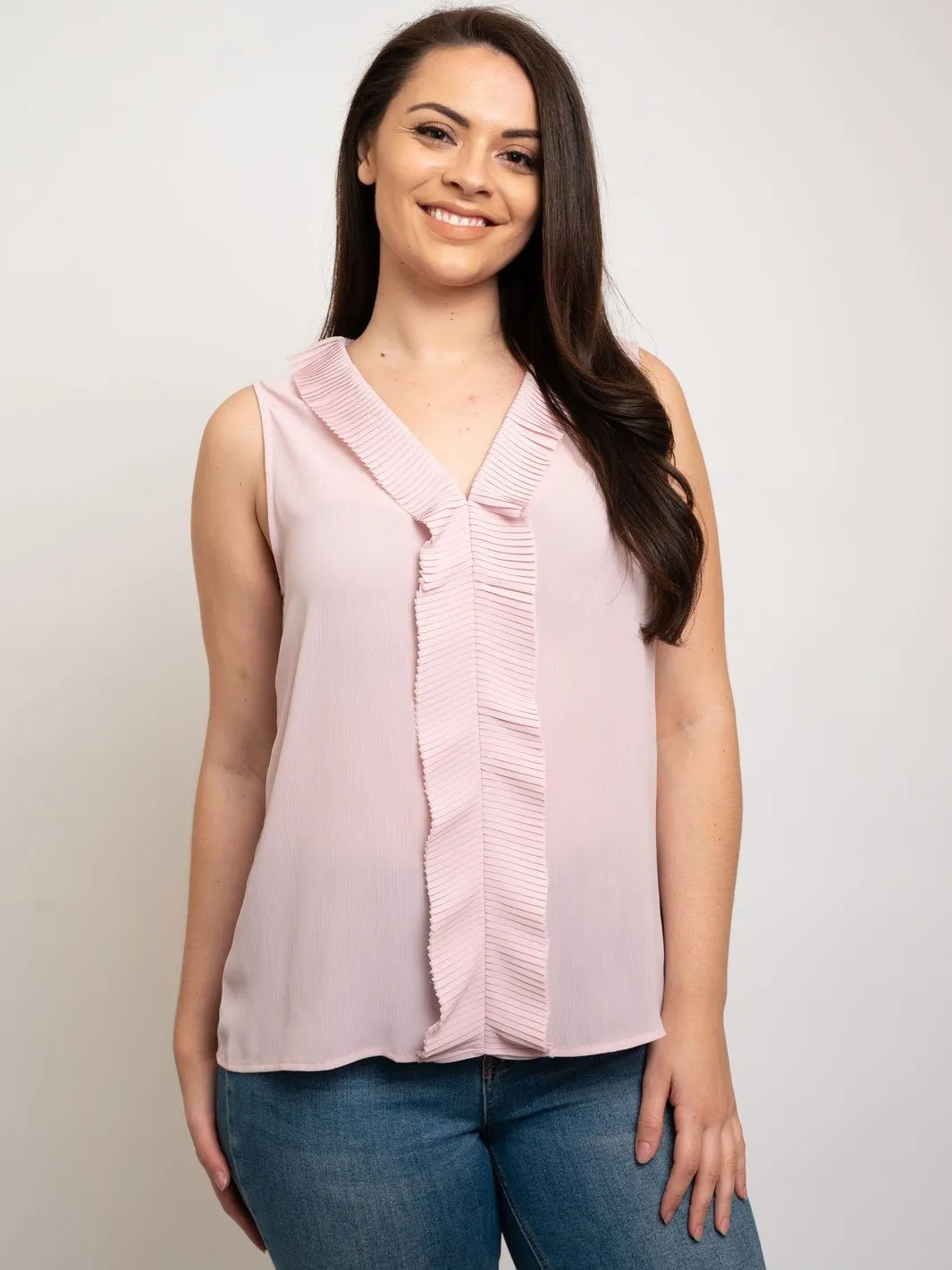 PLUS SIZE SLEEVELESS V-NECK PLEATED PLACKET TANK TOP