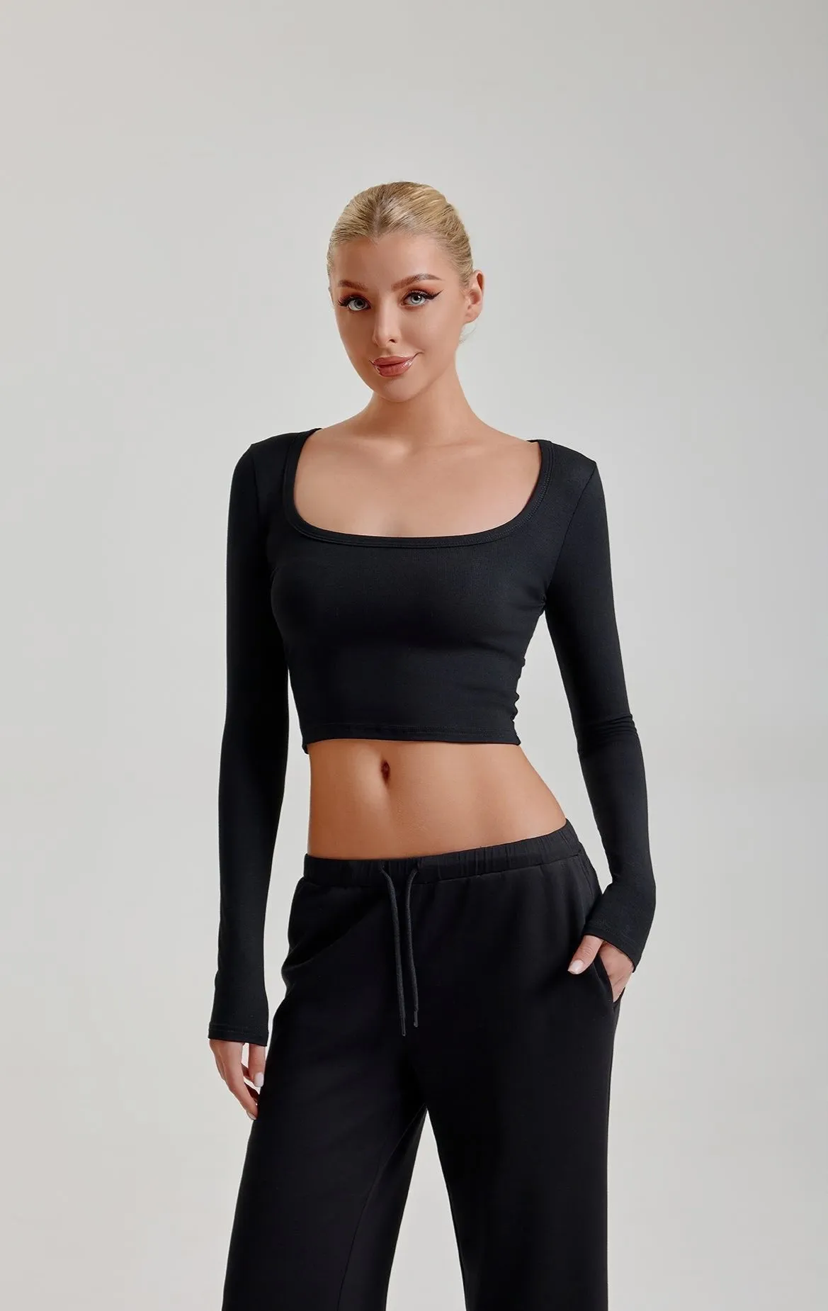 PURE PLUNGE LONG SLEEVE CROP TOP - CLASSIC BLACK