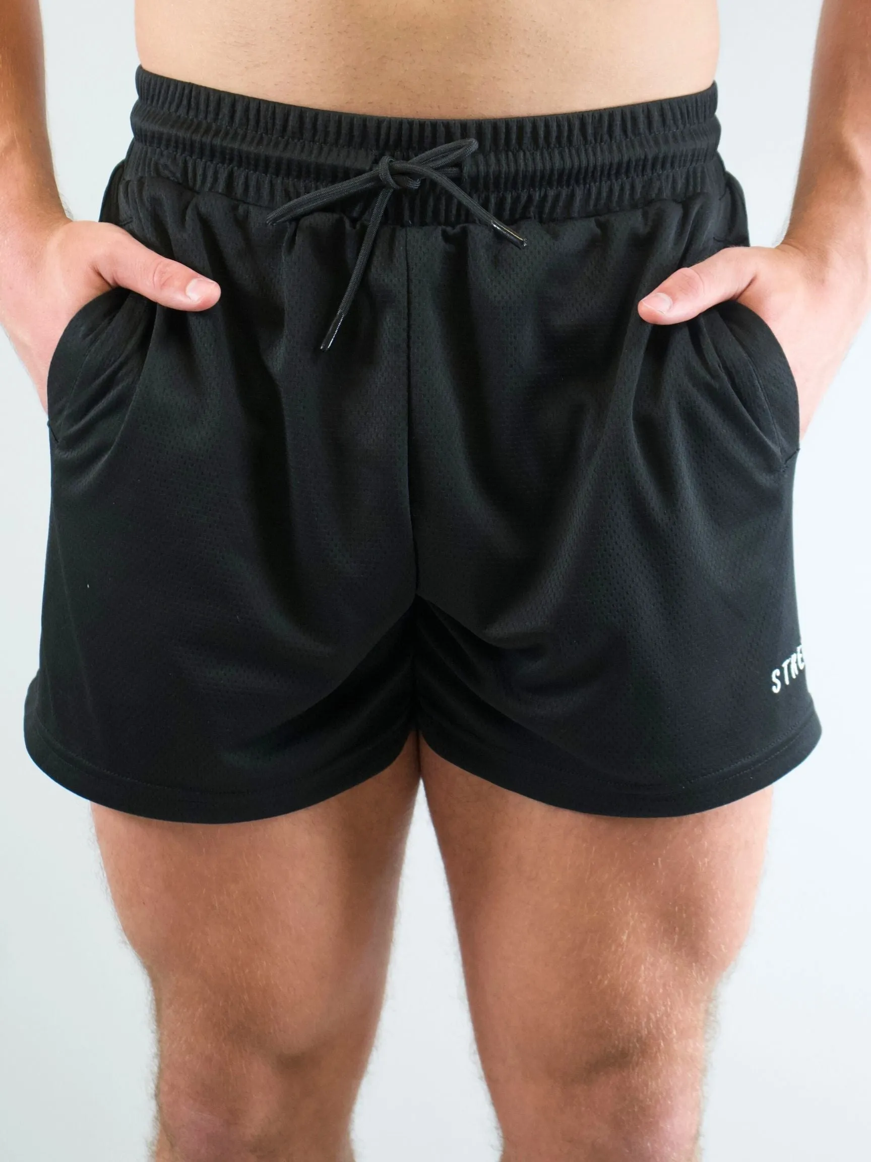 "STREIGNTH" MESH SHORTS