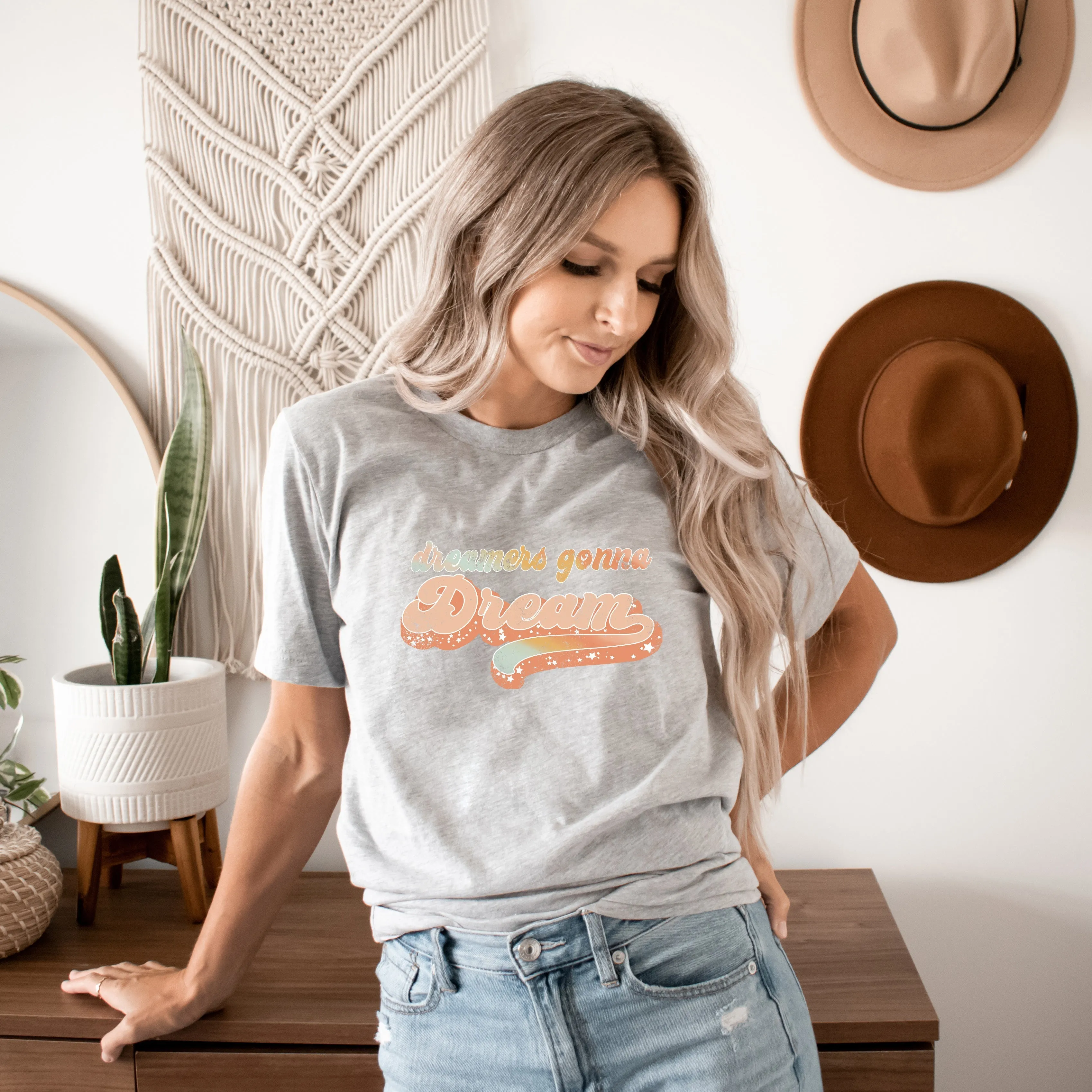 Retro Dreamers Gonna Dream | Short Sleeve Crew Neck