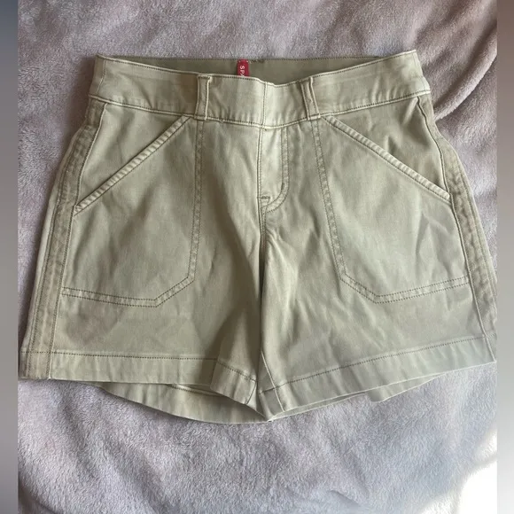 SPANX Women’s Twill Shorts