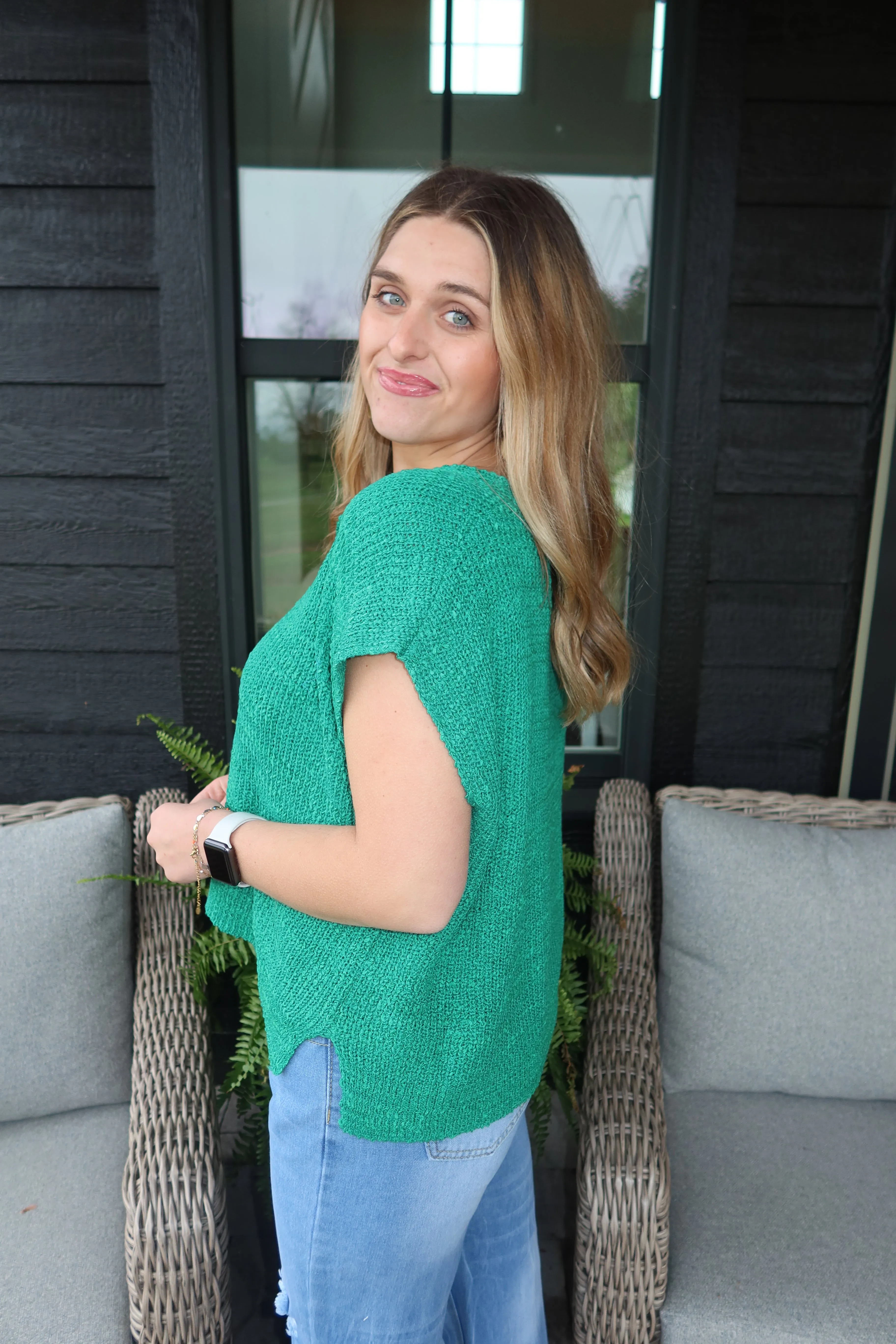 SPLIT-NECK SIDE SLIT PULLOVER