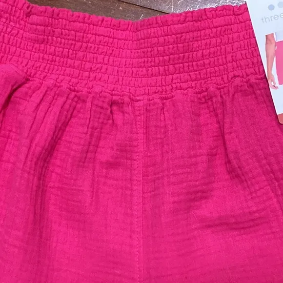 Three Dots Fuchsia Double Gauze Smocked Elastic Waist 100% Cotton Shorts Size XL