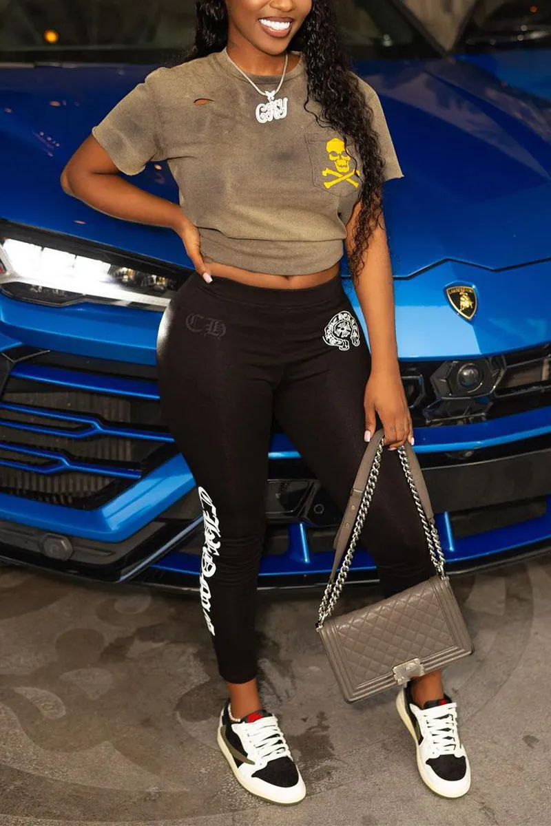 TL648 Street Style Graphic Crop Top