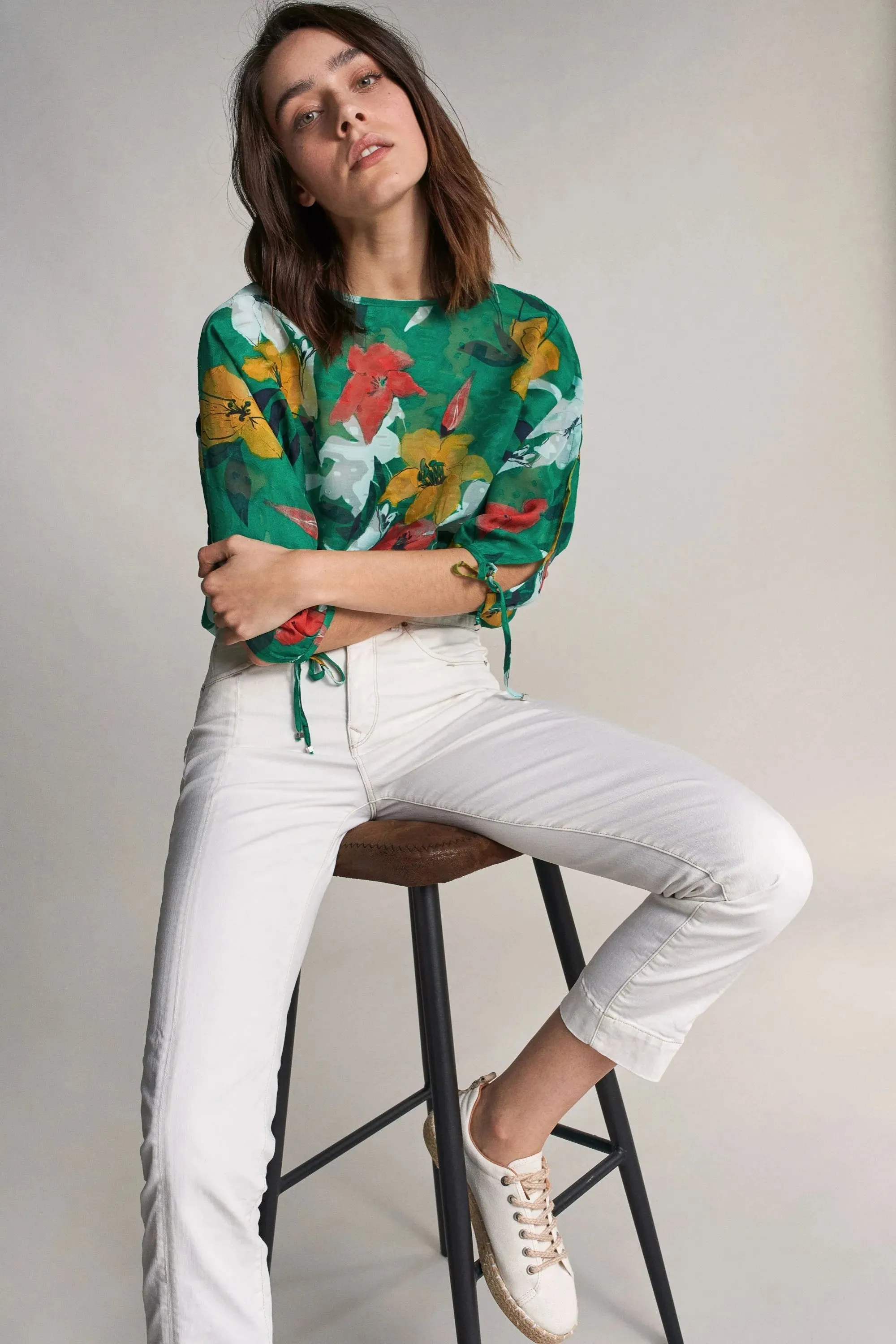 TÚNICA CON ESTAMPADO DE FLORES