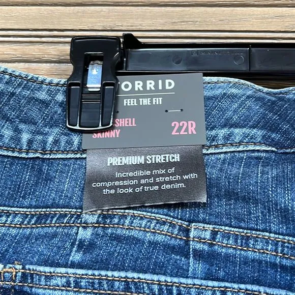 Torrid Jeans Feel the Fit Bombshell Skinny High Rise Premium Stretch 22R New