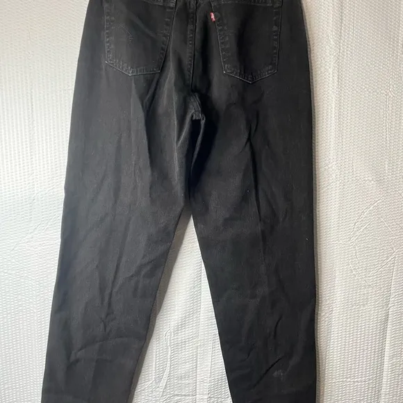 Vintage Levi’s Black 560 Y2K Loose Fit Straight Leg Denim Jeans Size 14