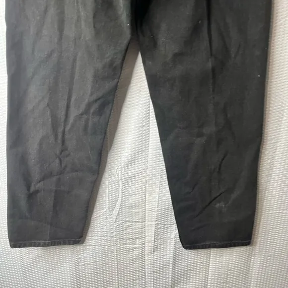 Vintage Levi’s Black 560 Y2K Loose Fit Straight Leg Denim Jeans Size 14