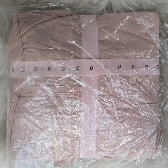 VS Victoria's Secret model long pajama set Pink Gold Hearts Xs new NWT