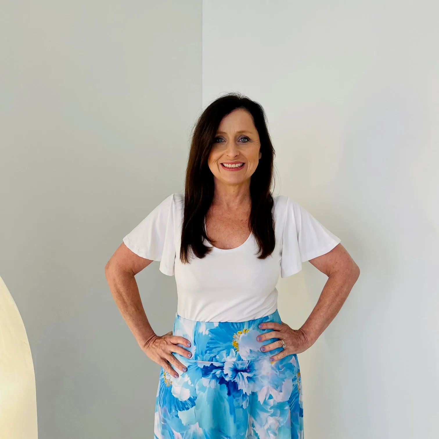 White bamboo wave sleeve top