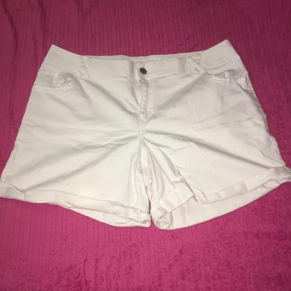 White Lane Bryant shorts