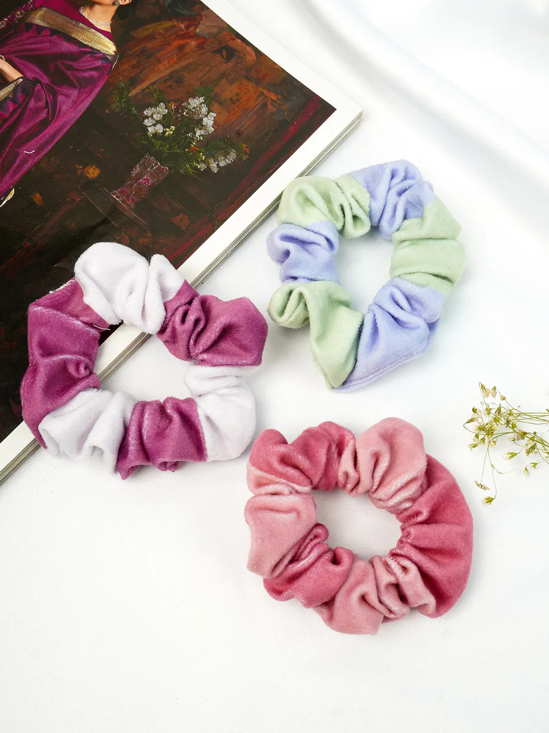 Women Set of 3 Velvet Scrunchies