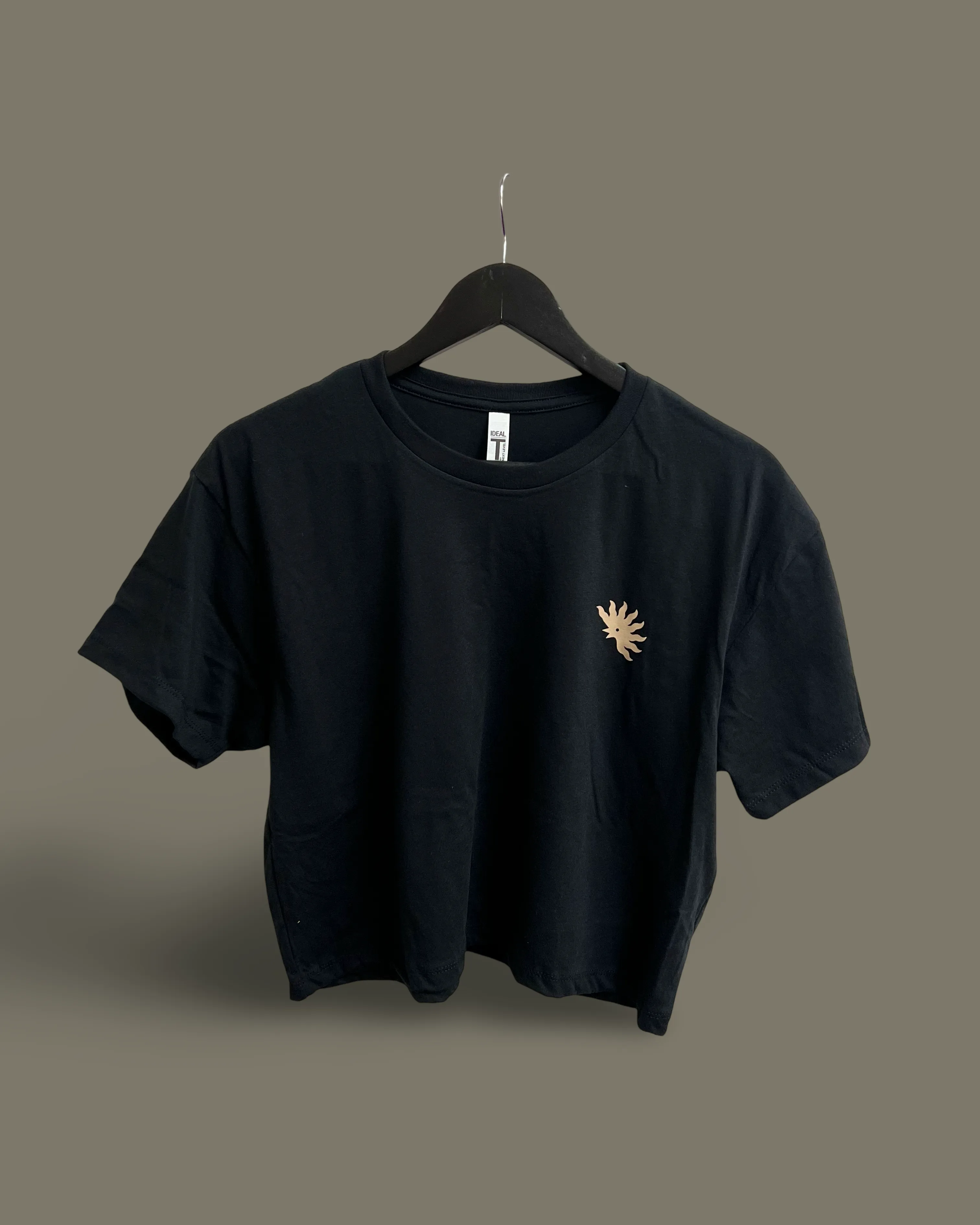 women’s sun rooster crop top